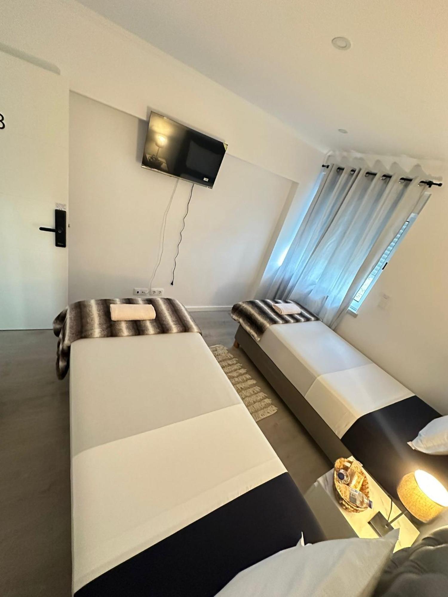 Airport Room Lissabon Exterior foto