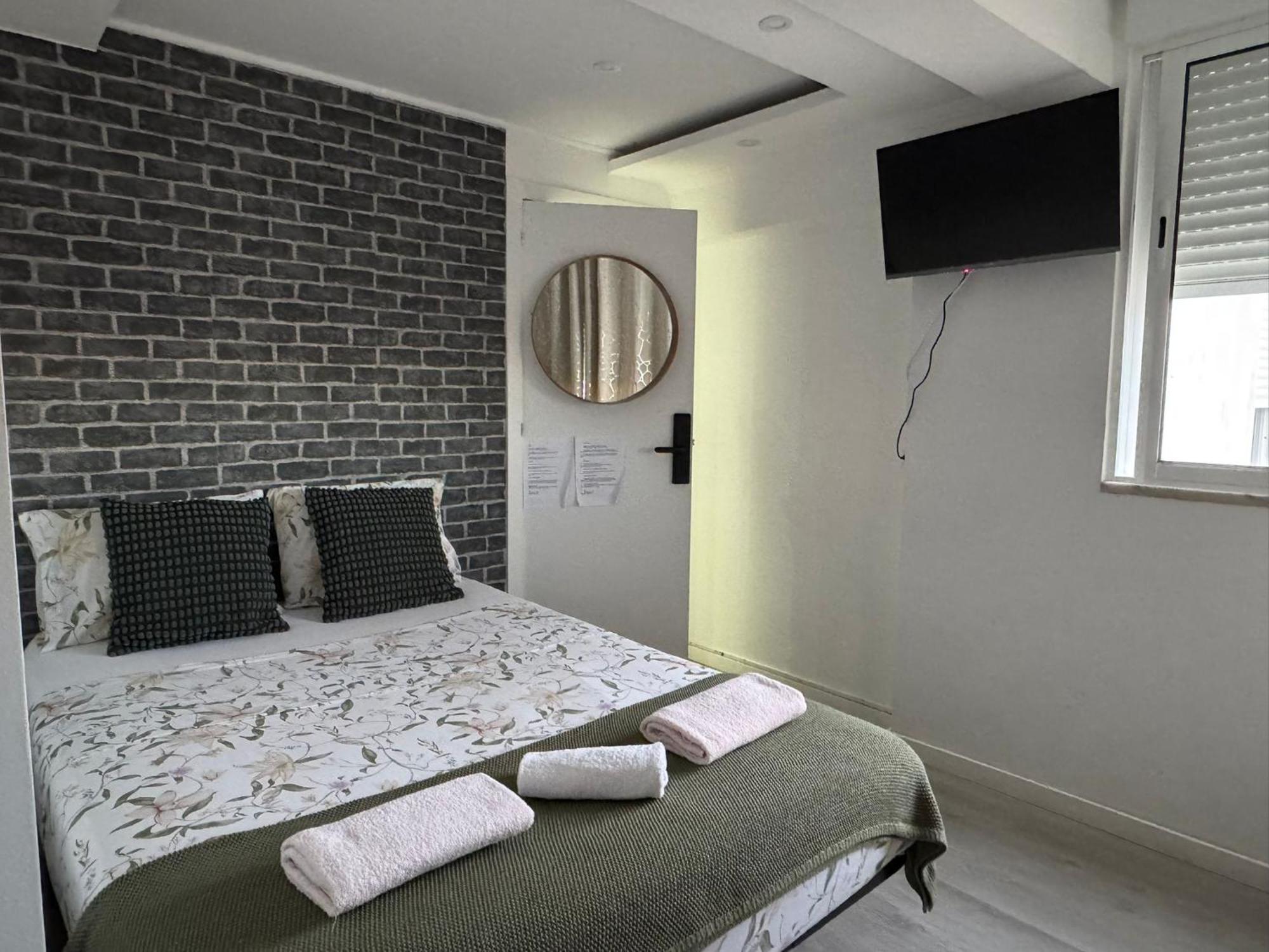 Airport Room Lissabon Exterior foto